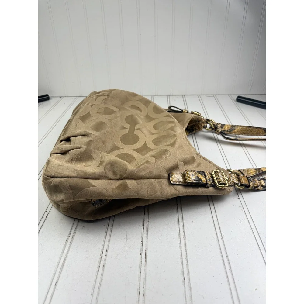 Coach Vintage Y2K Madison Op Art Sateen Maggie Shoulder Bag Purse